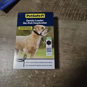 PetSafe Gentle Leader No Pull Headcollar - Black Small